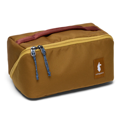 VIAJE TOILETRY KIT