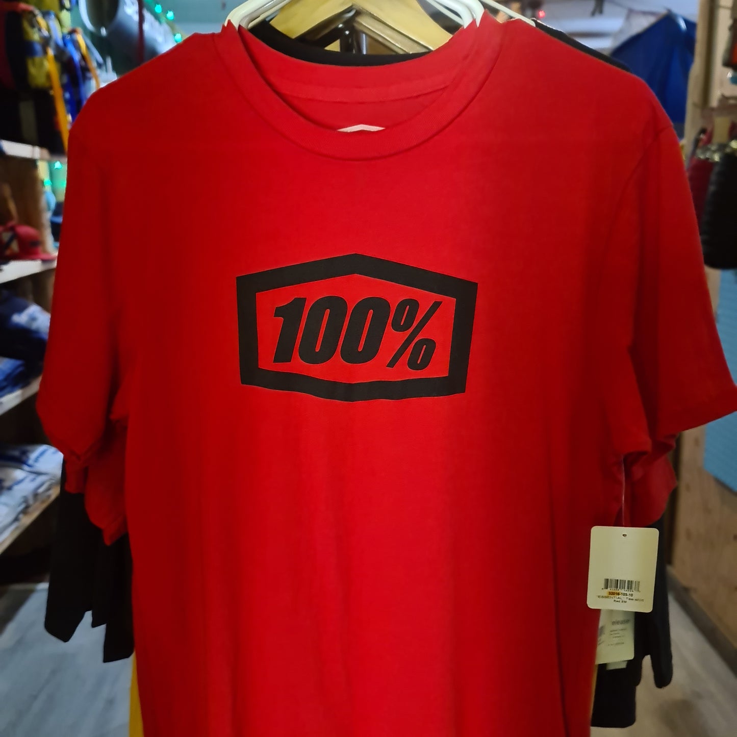 ESSENTIAL T-SHIRT